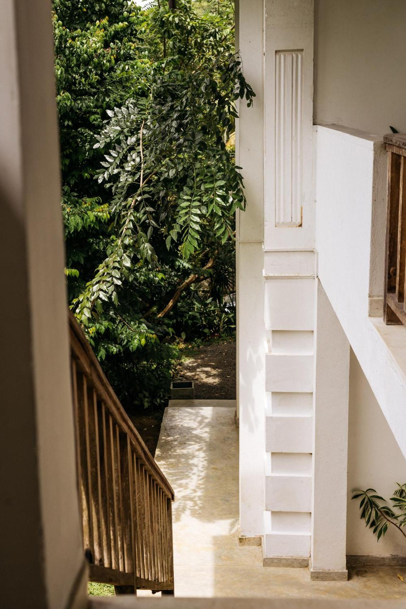 Watu House Hotel Dikwella Exterior foto